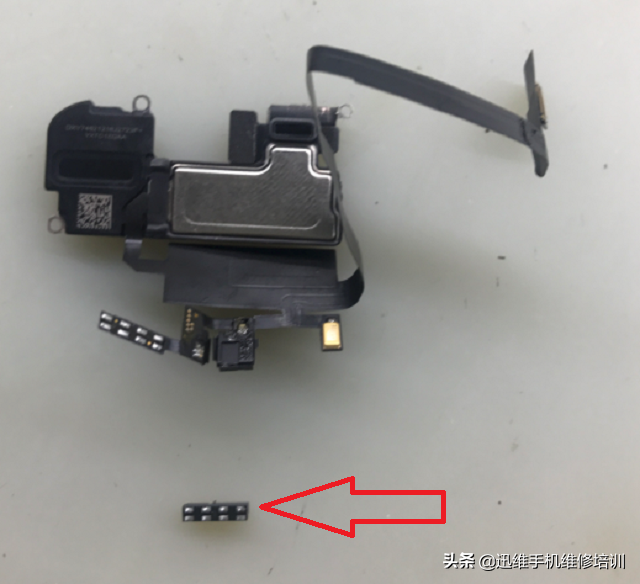 苹果X屏幕漏液修复方法（iphonex摔漏液不修可以吗）(4)